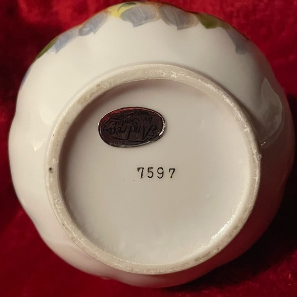 Vintage Andrea by Sadek pitcher and plate set - Roses made in Japan - #7597 - Picture 7 of 12